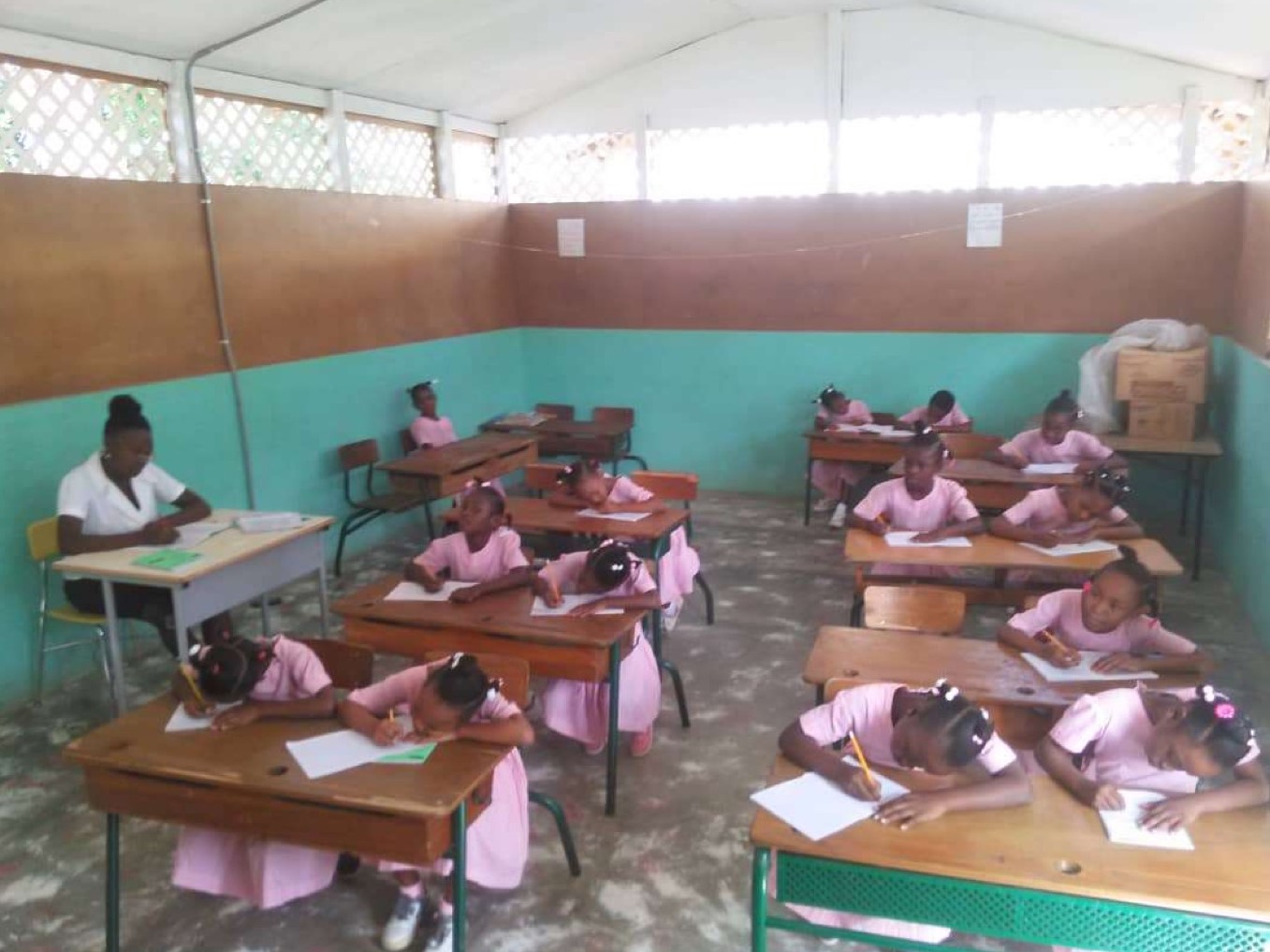 Haiti Klassenzimmer2